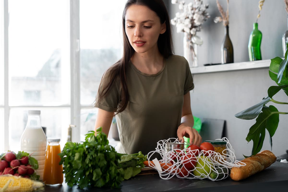 Sete alimentos que estimulam a criação de novos neurônios, segundo o especialista em longevidade David Cespedes Sete alimentos que estimulam a criação de novos neurônios, segundo o especialista em longevidade David Cespedes