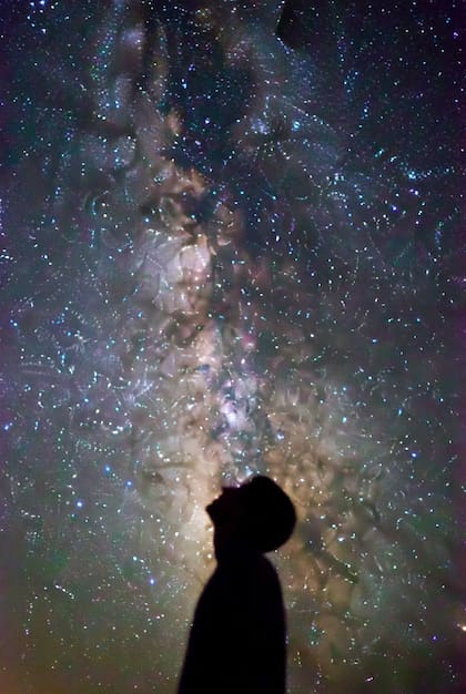 La alineación planetaria tendrá unos seis astros visibles (Foto: Grok)