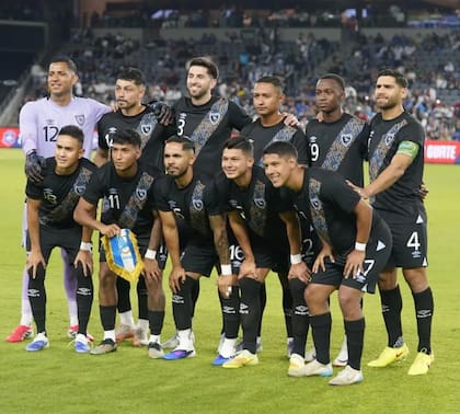 La alineación titular de Guatemala antes de su único partido de 2026, que fue una derrota por 1-0 a manos de Canadá.