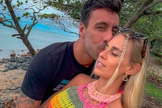 La alocada luna de miel de Julieta Puente en Hawái: desde las mil escaleras del Koko Head al surf nocturno