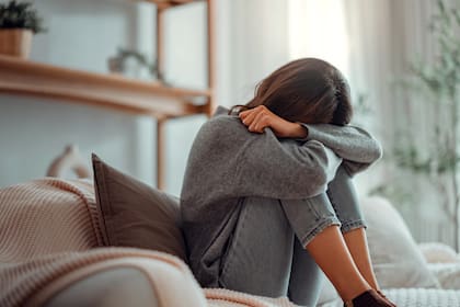 La anhedonia, uno de los síntomas más comunes de la depresión, implica la pérdida de interés por actividades que antes resultaban gratificantes