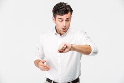 La ansiedad también puede manifestarse en el manejo de los horarios (Foto: Freepik)