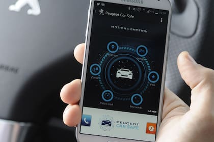 La aplicación Car Safe de Peugeot fue diseñada de forma conjunta por la automotriz francesa y la compañía de localización de vehículos LoJack