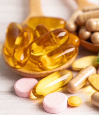 La aplicación más reconocida del citrato corresponde al ámbito gastrointestinal, específicamente como regulador del tránsito intestinal cuando existe dificultad para evacuar