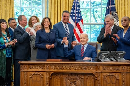 La aprobación final de la Ley de Equidad en la Seguridad Social depende ahora de la firma del presidente Joe Biden