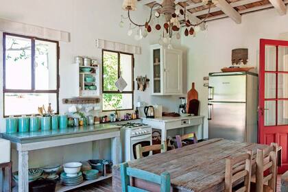 La araña fue renovada con chapitas cobrizas y plateadas.