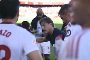 La enérgica arenga de Almeyda a los jugadores de Sevilla que terminó con un inolvidable 4-1 a Barcelona