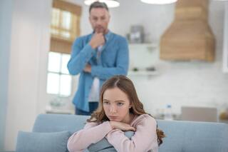 ¿Cómo hablar con un hijo adolescente que quiere someterse a una cirugía estética?