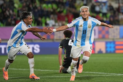 La Argentina ganó los tres partidos que disputó en el grupo D del Mundial Sub 20