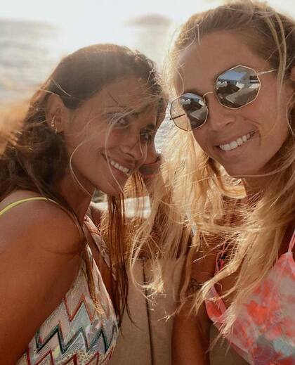 La argentina y la uruguaya compartieron viajes juntas en familia