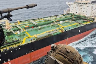 La Armada francesa intercepta con apoyo británico un petrolero ruso sancionado