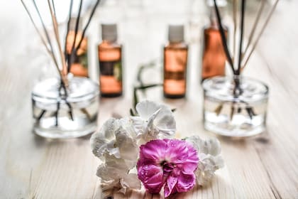 La aromaterapia no busca reemplazar a la medicina tradicional sino que se la usa como terapia complementaria y alternativa natural