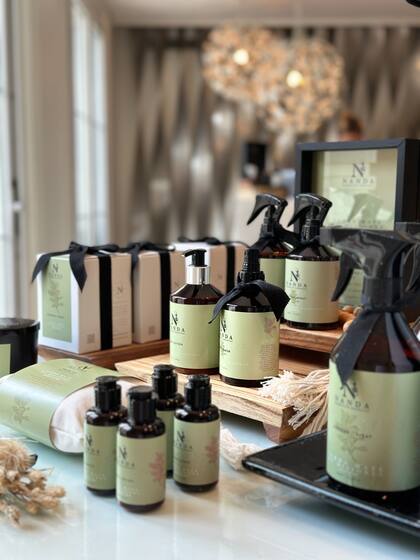 La aromatización de una nueva edición de Casa FOA con un blend de sándao y palo santo creado especialmente y que se distribuye a través de 40 máquinas