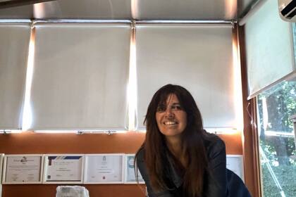 La arquitecta en su estudio