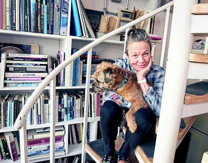 La artista, en su departamento de Tribeca