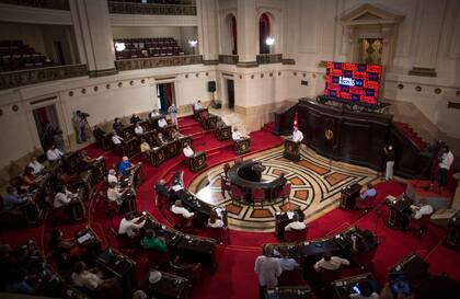 La Asamblea Nacional del Poder Popular de Cuba. El sistema se aferra a sus concepciones de control político, económico y social    