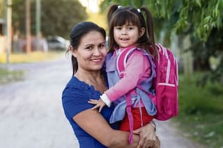 Cuándo cobro la AUH en diciembre si mi DNI termina en 0