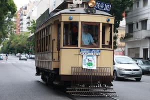 La Asociación Amigos del Tranvía (AAT), soñaba con recuperar un medio de transporte que había sido clave para la vida porteña durante más de cincuenta años
