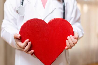 La atención médica ayuda a mantener una buena calidad de vida, prevenir enfermedades y problemas a futuro