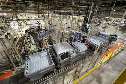 La automotriz ya va por su tercer año consecutivo con tres turnos de producción