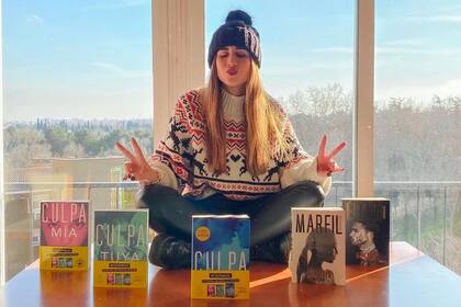 La autora argentina nacionalizada española Mercedes Ron, es quien escribió la trilogía Culpables, que fue furor entre los adolescentes y ahora llega a Amazon Prime Video