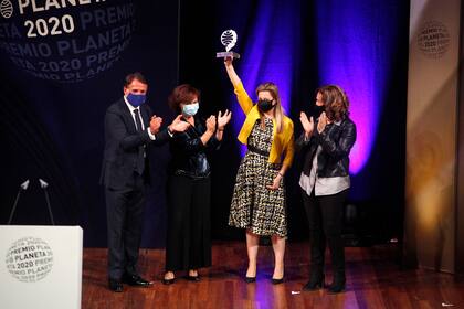 La ceremonia de entrega del Premio Planeta tuvo lugar el 15 de octubre en Barcelona y fue inusual por la pandemia
