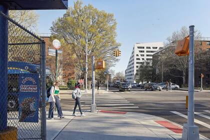 La Autoridad de Vivienda de la Ciudad de Nueva York (NYCHA) ofrece viviendas dignas y asequibles