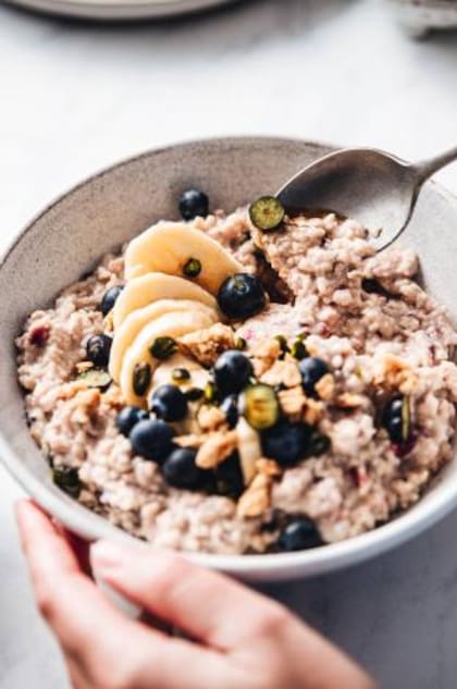 La avena se recomienda más a horas tempranas, como el desayuno
Foto: Istock Images