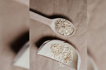 La avena tiene una serie de ventajas para la piel gracias a sus propiedades hidratantes, calmantes y nutritivas (Foto Pexels)