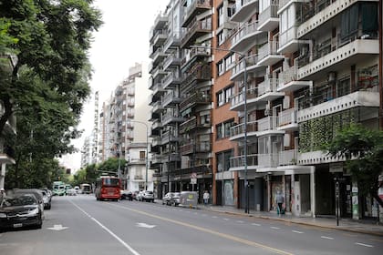  La avenida Luis María Campos, uno de los límites de la zona 