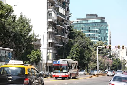 La avenida tiene más circulación mientras que su paralela, Zapata, goza de calles más tranquilas