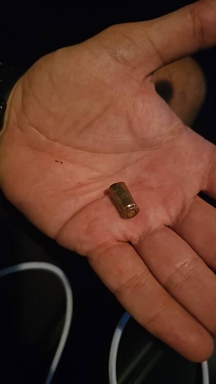 La bala que quedó dentro del auto del dirigente del PRO