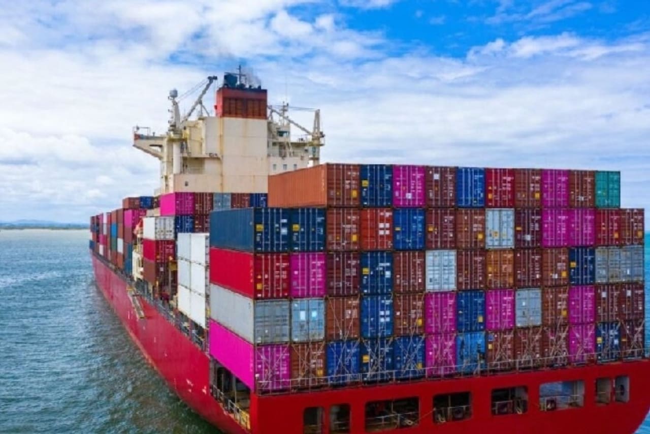 El país logró superávit comercial histórico en los primeros cinco meses del  año - LA NACION
