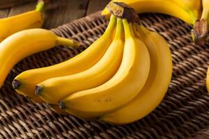 El desconocido truco para conservar bananas y evitar que se maduren rápido