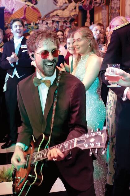 La banda Benjamin Hav & Familien animó la fiesta.