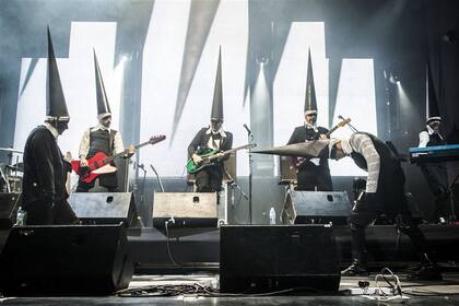 La banda con Ricky Rúa (el primero a la izquierda), en su vuelta a los escenarios en 2014