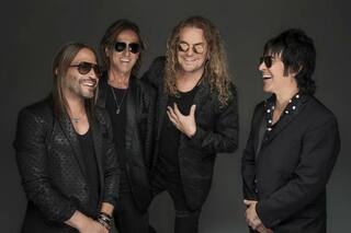 Quiénes son los artistas que le pondrán voz a los Latin Grammy