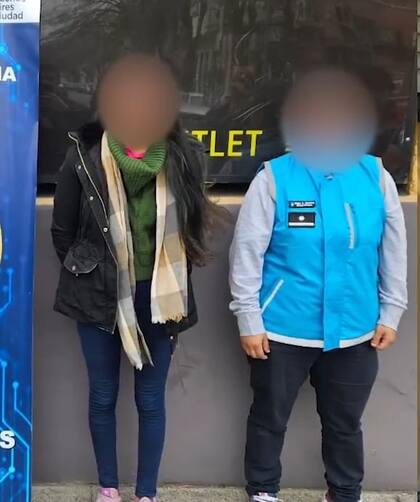 La banda quedó grabada en las cámaras de seguridad
