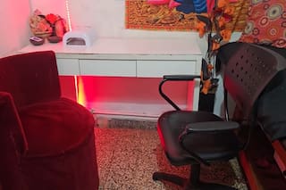 Estaba habilitado como barbería, pero en el fondo del local ocultaban un prostíbulo