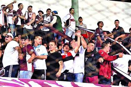 La barra de Lanús otra vez sinónimo de muerte