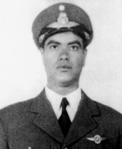 La base lleva el apellido de Gustavo Argentino Marambio, un pionero de la exploración antártica, que fue aviador de la Fuerza Aérea Argentina