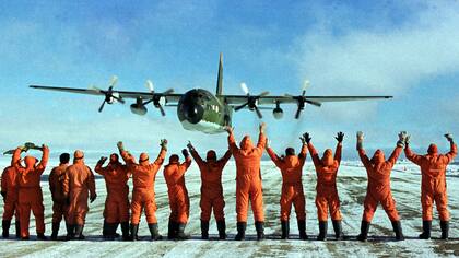 La base Marambio podrá recibir vuelos civiles, además de los clásicos aviones Hércules