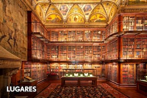 La biblioteca es la sala principal, también conocida como Sala Este.