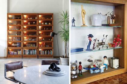 La biblioteca Thomson iluminada con focos de heladera tiene tesoritos, como las miniaturas de clásicos modernos y hasta un Playmobil de cirujano-dentista, como el dueño de casa. Buen humor.