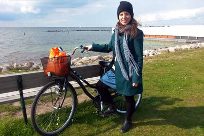 La bici, su compañera de aventuras.