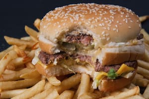 La Argentina se ubicó en el podio de los países de la región donde es más caro comprar la clásica hamburguesa