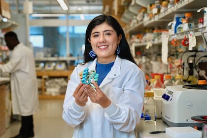 Inédito: gracias a la inteligencia artificial encuentran un nuevo tratamiento para las picaduras de serpientes