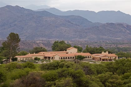 La bodega Colomé tiene un museo abierto y gratuito con colecciones de arte