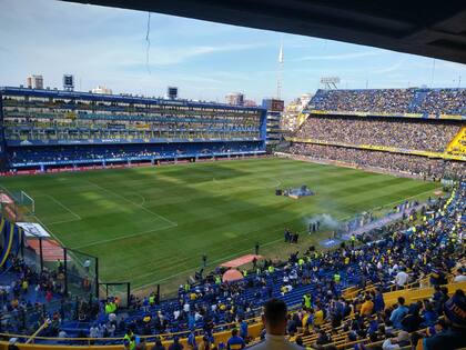 La Bombonera se va poblando, en la previa de la gran despedida a Juan Román Riquelme
