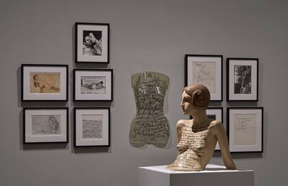 La Bondadosa Cueldad. León Ferrari 100 años en el Museo Reina Sofía.